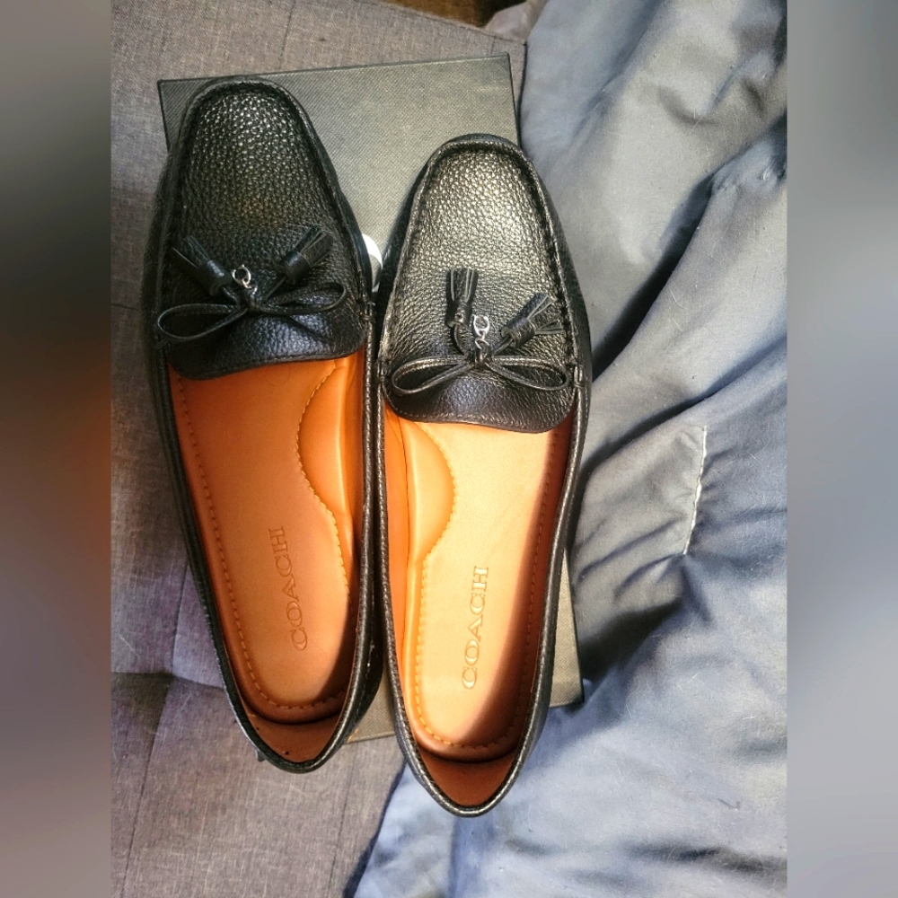 Coach Leather Loafers size 9.5B - Picture 2 of 4